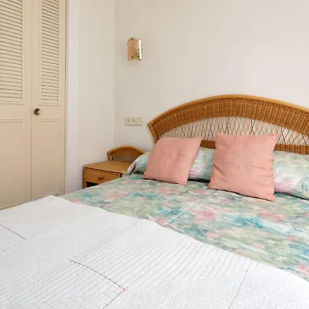 La Isla-12 By Interhome
